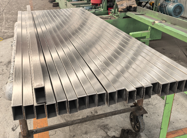 茂名建筑工程行业用不锈钢无缝钢管